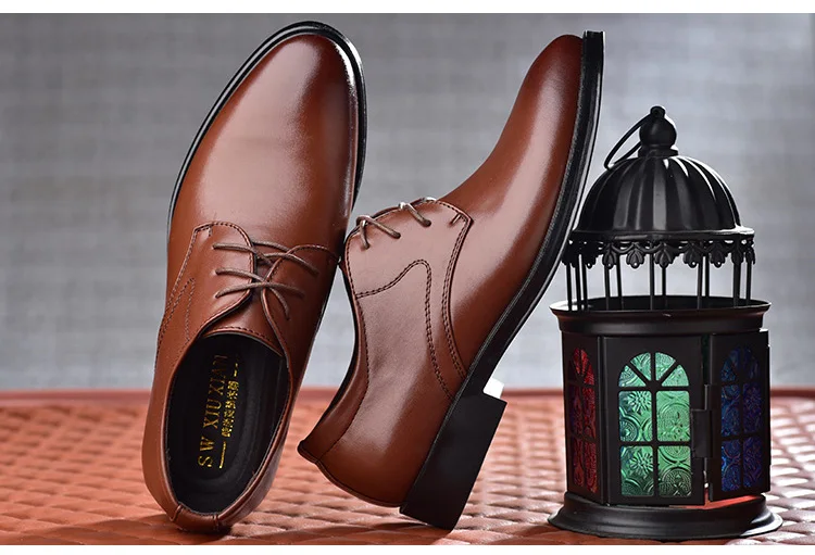 Новые модные Мужская деловая обувь Мужские модельные туфли бренд мужская кожаная обувь высокого качества Для мужчин Классика Бизнес офисные туфли размера плюс 45