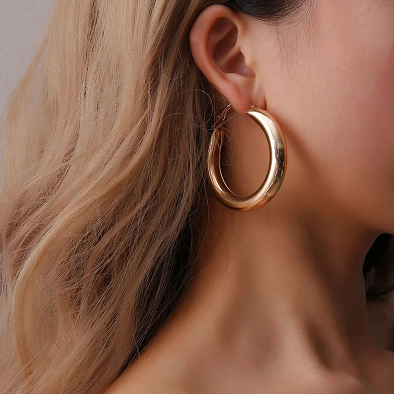 

Vintage loop Hoop Earrings For Women Gold Color Rock Punk Round Circle Earring Party Gifts wholesale