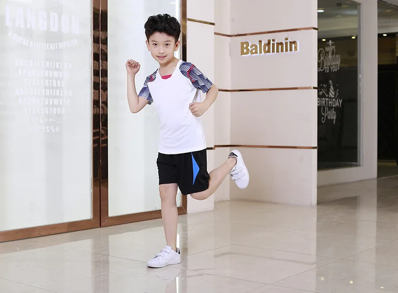 Летняя Корейская Спортивная одежда для тенниса для мальчиков; детская футболка с v-образным вырезом и короткими рукавами; футболка для бадминтона; Комплект для теннисных тренировок; спортивные костюмы - Цвет: Белый