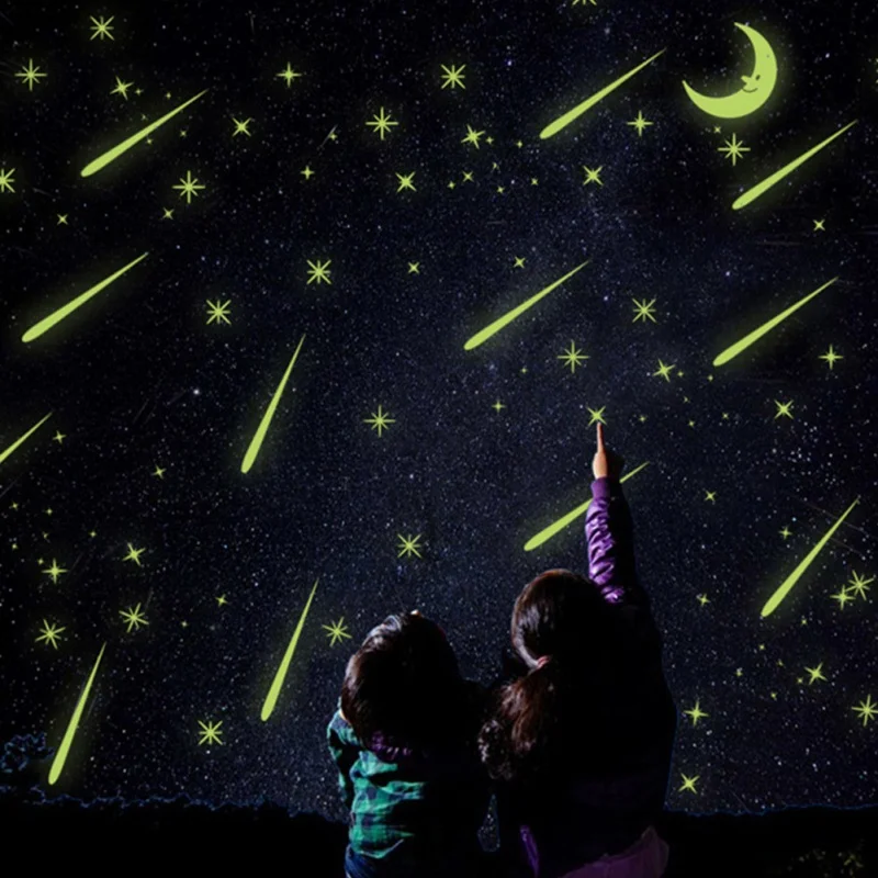

4 Styles Glow in the Dark Stars Wall Stickers Self-Adhesive Ceiling Decals for Kids Bedding Room Birthday Gifts Home Decor