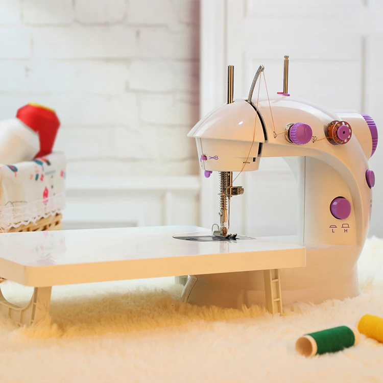 

Electric Mini Sewing Machine For Home Hand Machine To Sew 110/220V Speed Adjustment with Light Handheld Sewing Machine