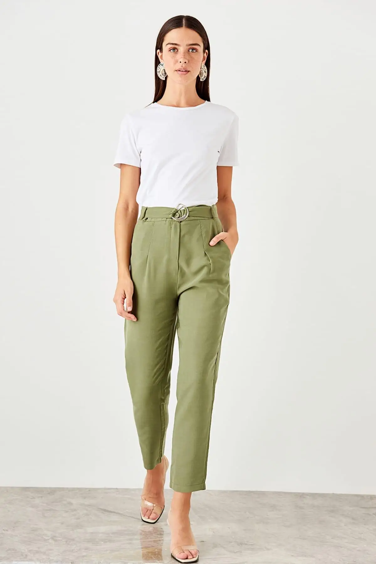 

Trendyol Green Belt Detail Pants TWOSS19ST0053