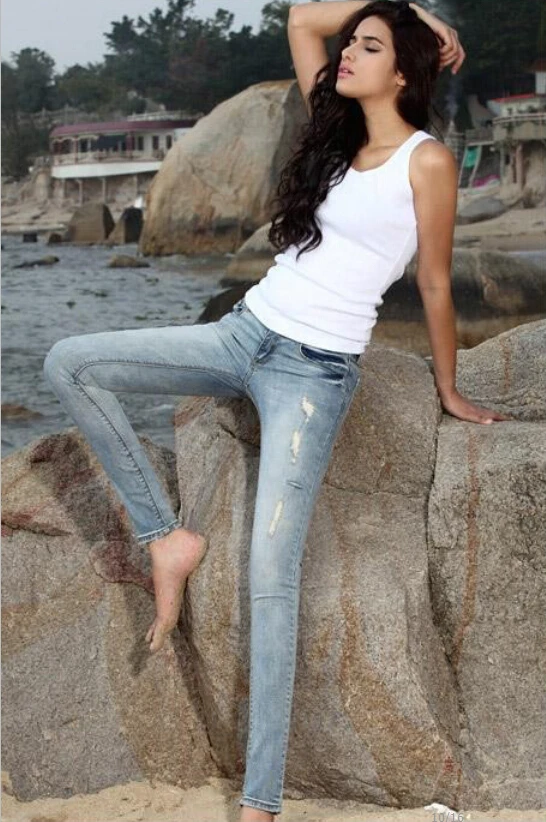 

High Quality Pencil Destroyed Skinny designer jeans Women ripped jeans Woman Brand Acid Wash Ripped Jeans for women