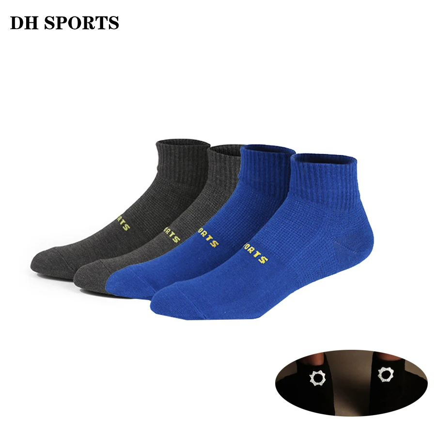

New Arrivals Men Women Reflective Running Socks Professional Night Riding Sports Socks Badminton Hiking Racing Cycling Socks