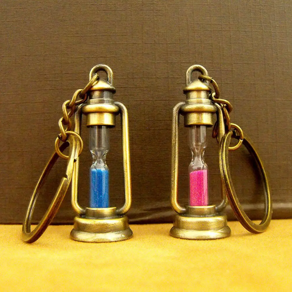 

2018 cute metal lamp shape timer hourglass key chain ring couple keychain creative trinket novelty item best gift for women&men