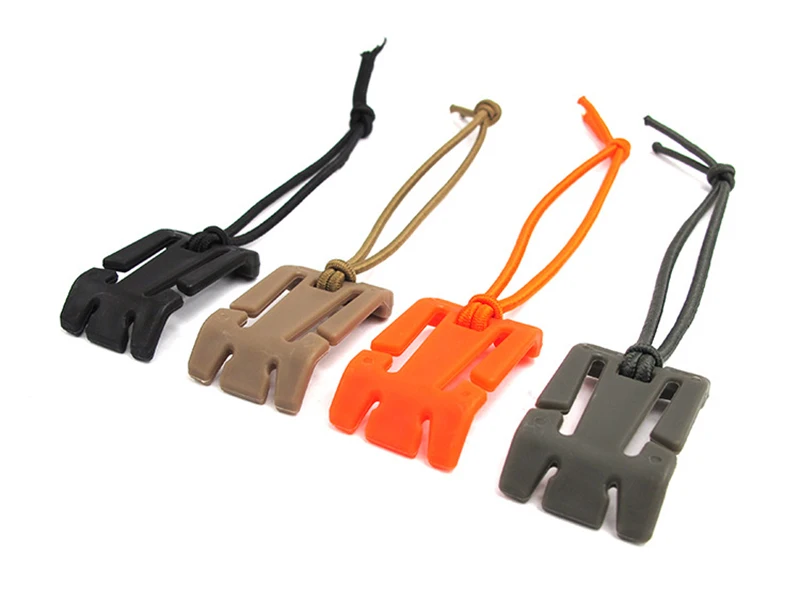 backpack carabiner (1)