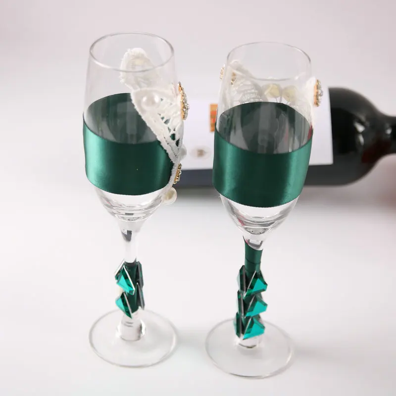 Новейшая 1 пара свадебные очки жениха и невесты цвета шампанского с зеленым бриллиантом и кружевом бабочка свадебные шпагаты флейты