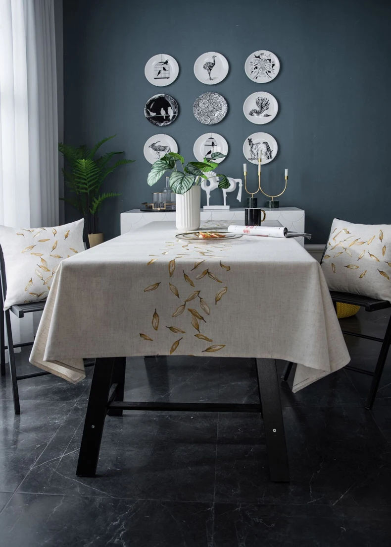 Luxury Gold Leaf Tablecloth American Country Embroidery Waterproof Kitchen Dining Table Cover Dust Proof Retro Mantel Mesa ZC072