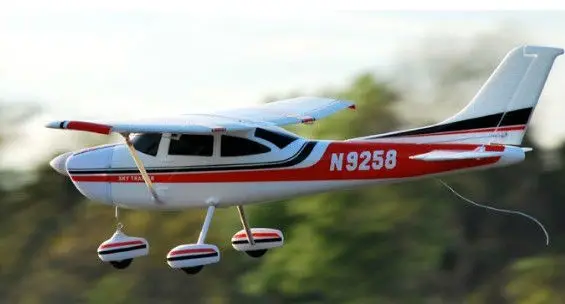 Игрушка самолет rc Cessna 182 V1 приводимого в движение с помощью электропривода комплект