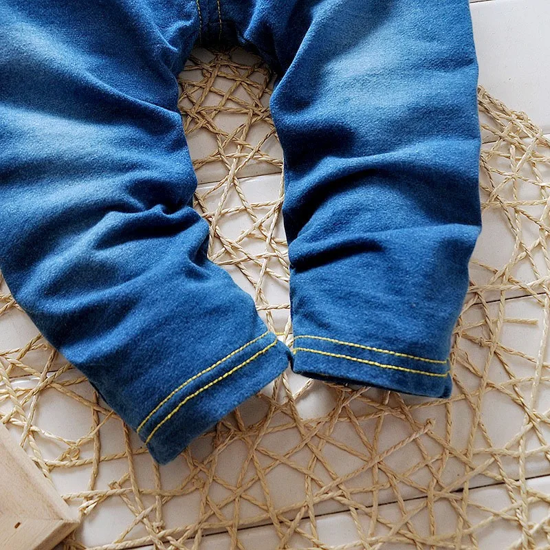 Новые Модные осенние детские джинсы из хлопка высокого качества детские штаны для мальчиков 2-5 лет