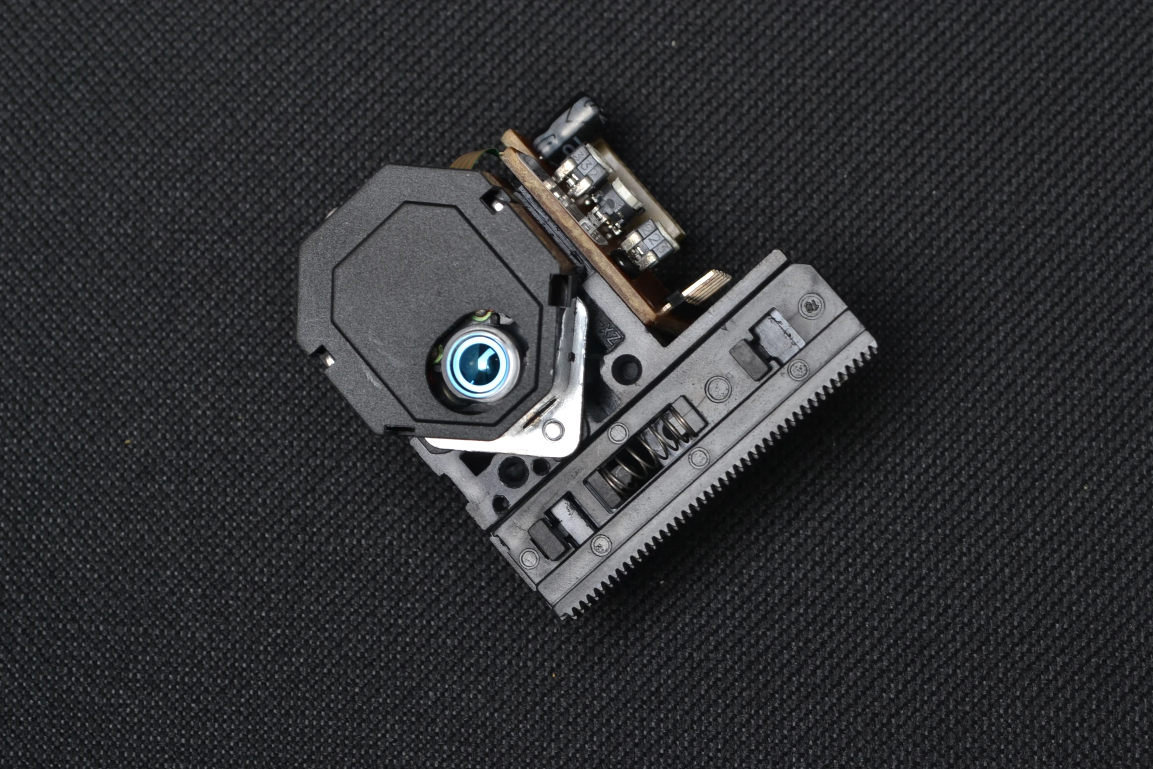 

Replacement for DENON UCD-F88 / UCDF88 Dedicated Optical Pickup Laser Lens / Laser Head