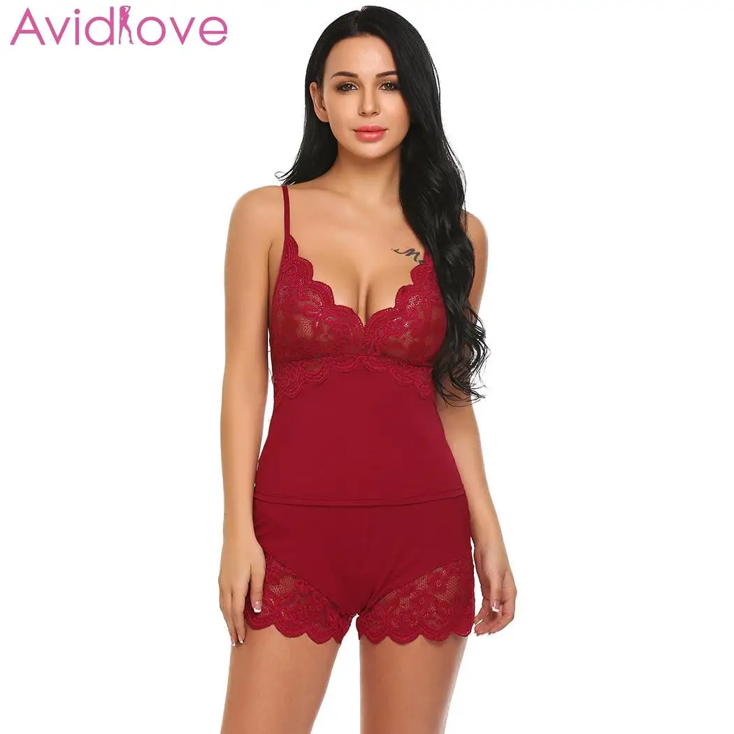 Женская пижама Avidlove на тонких бретельках с кружевами комплект сексуального