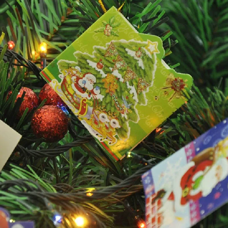 20-pcs-Christmas-tree-accessories-greeting-cards-different-styles-of-Santa-Claus-Mini-greeting-cards -Christmas-gift-Wishing-card-MR0057. (2)