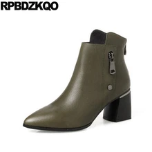 Ботинки лодыжки для женщин средней пятки металл зеленый батильоны осенняя короткая Настоящая кожа коренастый женский пол осень острый носок на каблуке марка обувь китайский женская мода