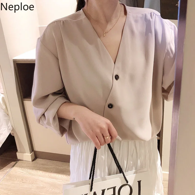 

Neploe Solid Buttons Sweet Girl Blouse 2019 Preppy Style Spring Autumn Modis Shirt V-Neck Fashion Women Long Sleeves Blusa 80041