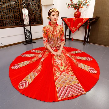 

Royal Female Phoenix Qipao Traditional Embroidery Bride Wedding Dress Gown Gold Tassels Chinese Style Marriage Cheongsam Suit