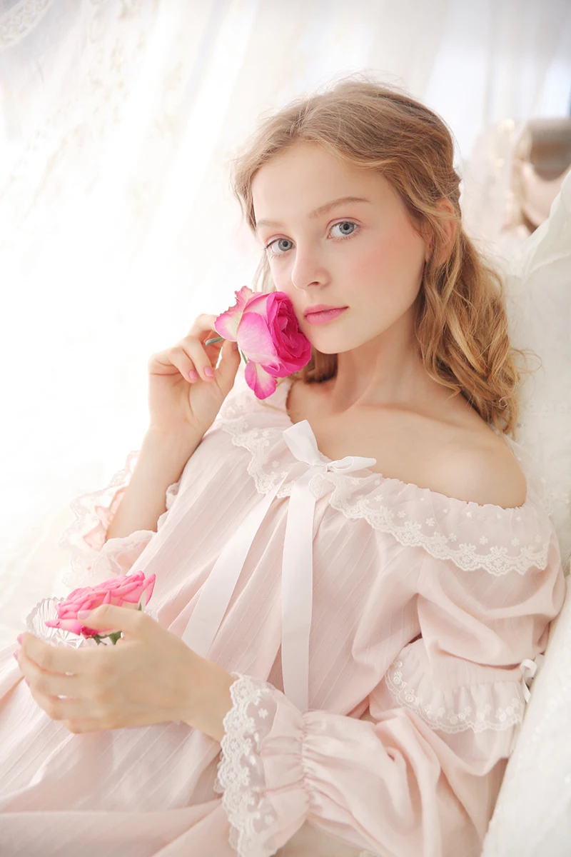 

Women's Long Nightgown Pijamas Royal Sleepwear pijamas Cotton Princess Nightdress 3 Color femininos verao Free shipping