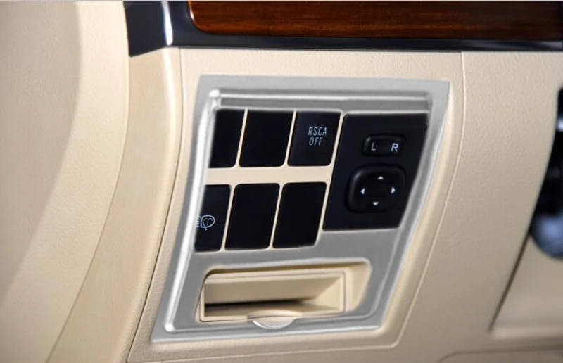 

2016 Bottom Central Control Cover Trim For Toyota Land Cruiser LC200