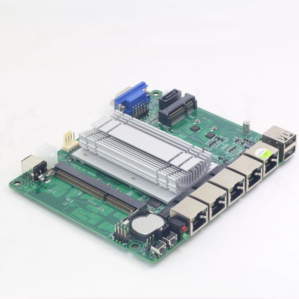 Мини роутер без вентилятора устройство брандмауэра Celeron J1900 4x Gigabit Ethernet Intel i211AT NIC