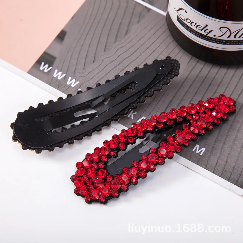 11085206402_1905601864