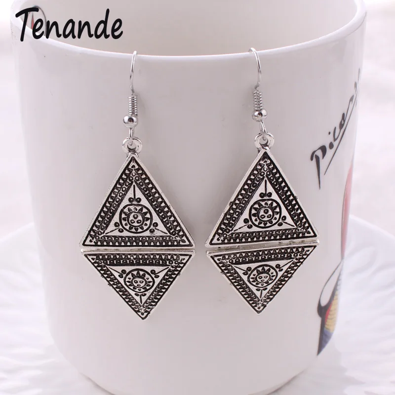 

Tenande Vintage Punk Long Statement Carved Sun Flowers Link Rhombus Double Triangles Dangle Earrings for Women Night Club Gifts