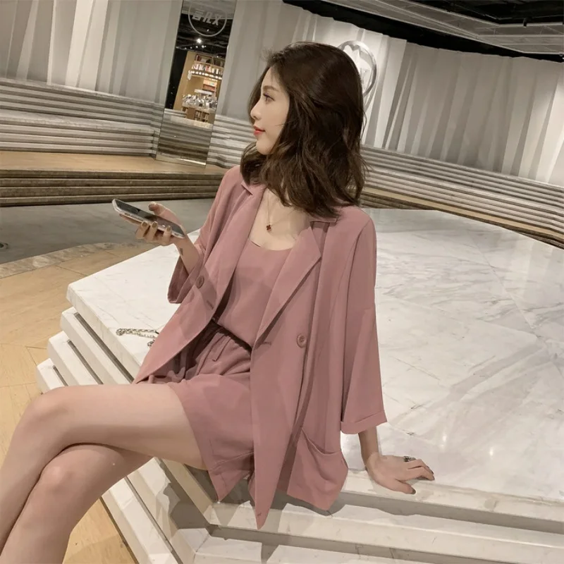 

Summer 3 Piece Set Women Sexy Clothes 2019 Korean Casual Ladies Fashion Coat + Crop Top + Shorts Woman Elegant Pants Sets 14148