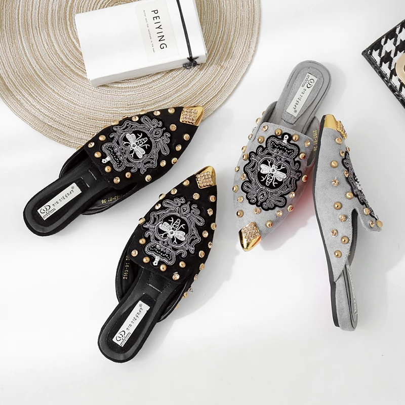 

Genuine Leather 2019 embroider Little bee rivet crystal slides home outdoor slippers woman flat Pointed toe Shoes mules women
