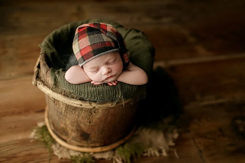 Plaid pillow + nightcap + bear hat set ~ baby photos ~ newborn photography props shooting accessory