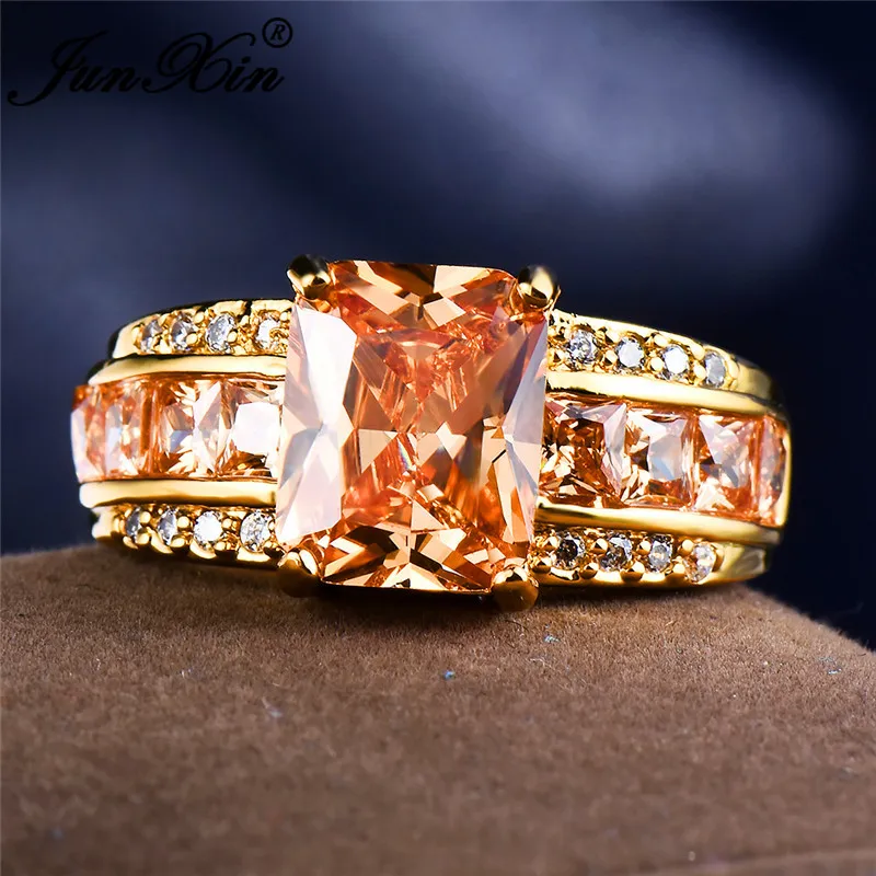JUNXIN Brand Female Champagne Stone Square Birthstone Rings For WomenZircon Vintage Wedding Bands Yellow Gold Crystal Ring Gifts