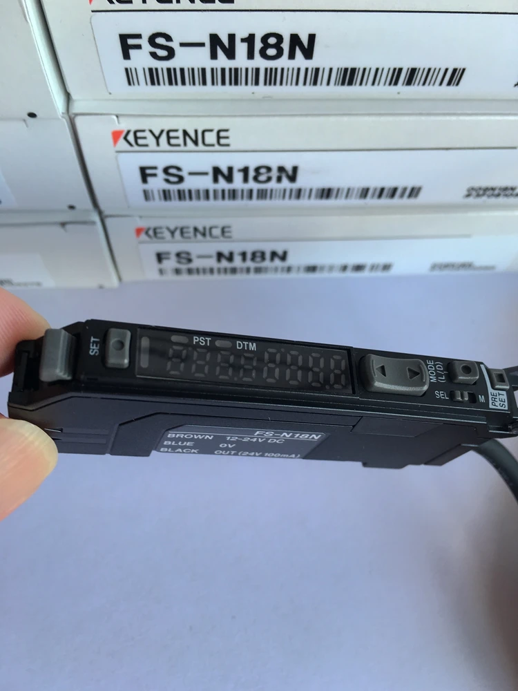 Keyence FS-N11P Digital Fiber Optic Sensor for sale online