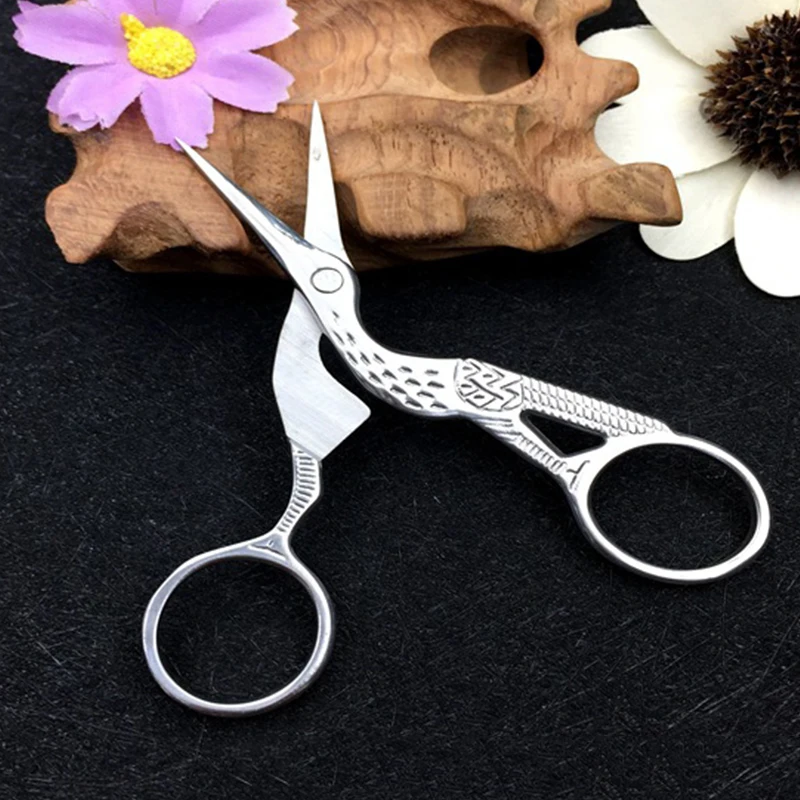 Stainless Steel Little Bird Eyebrow Trimmer Scissors Hair Removal Grooming Shaping Shaver Eye Brow Eyelash Trimmer for Women