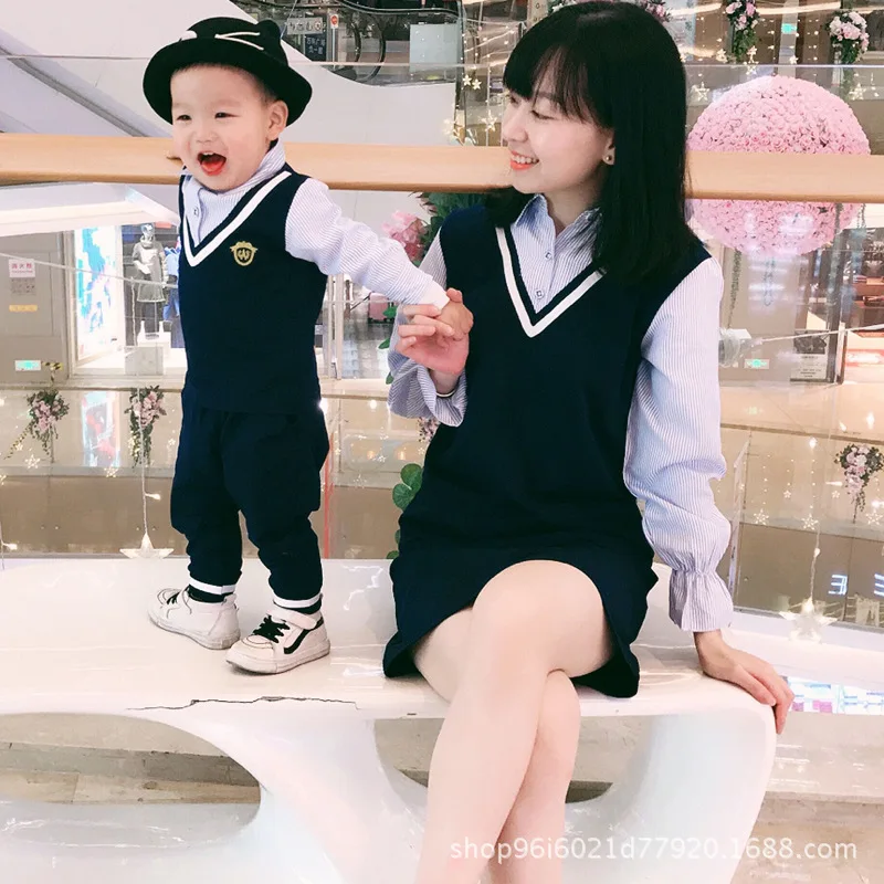

Mom Son Outfits Mother and Daughter Clothes Sweaters for Family Autumn Shirts Blouse Mommy and Me Clothes Mom and Daughter Dress