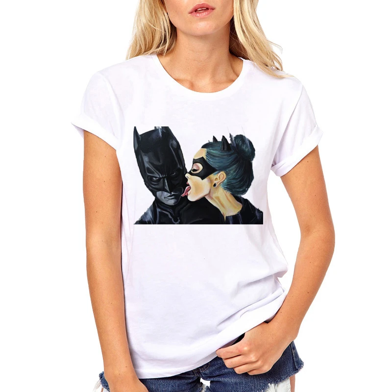 

New Harajuku T-shirt Anime Cartoon Printed Woman Cool Tee Female Clothing Hipster Kiss tshirt