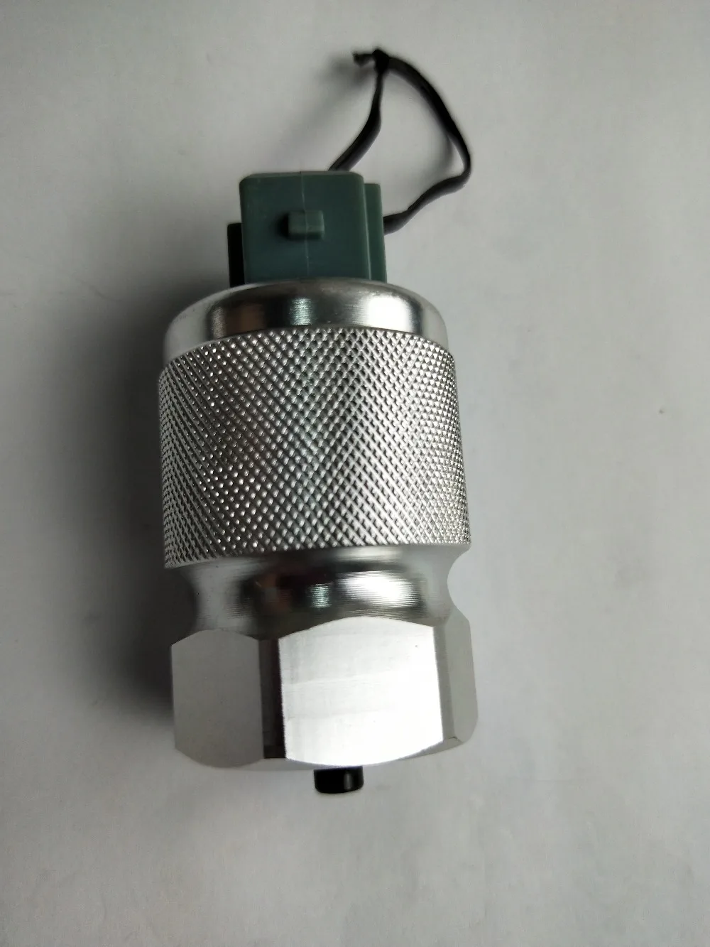 

SMD 12 months warranty Odometer speed sensor for Gleey 08CK-1 GC3 LG-1 CS6 EC7 SMA7188E3 1700201180