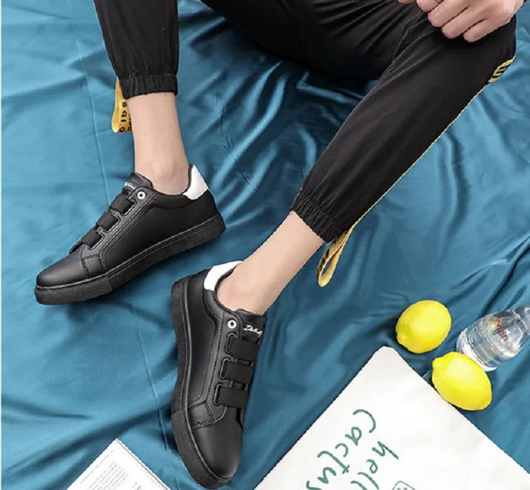 Spring Autumn Man Skateboarding Leather stitching Shoes Sneakers Breathable Elastic band  Hard-Wearing Round head Flat Shoes Man (12)