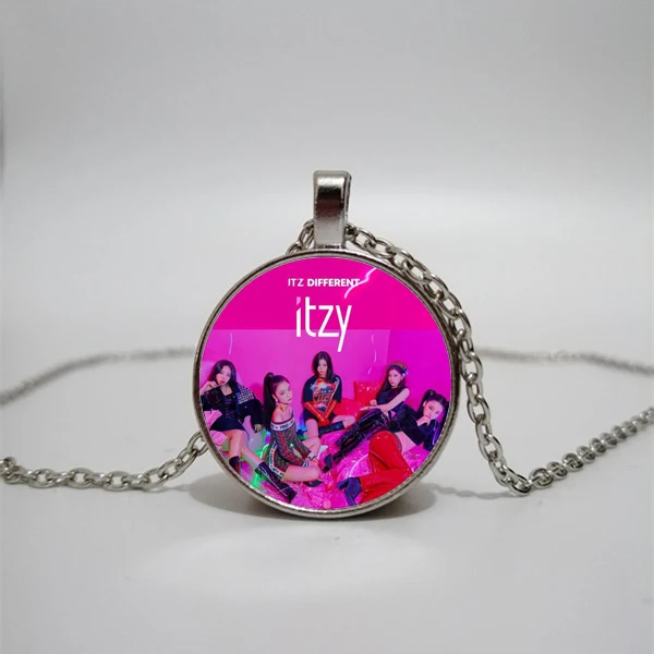 ITZY New Girl Group Glass Necklace men and women Necklace Jewelry