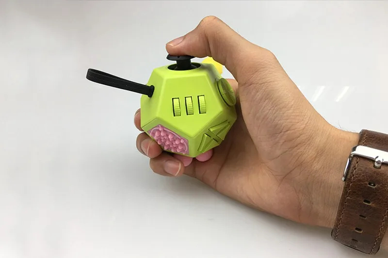 3697595450_343682136