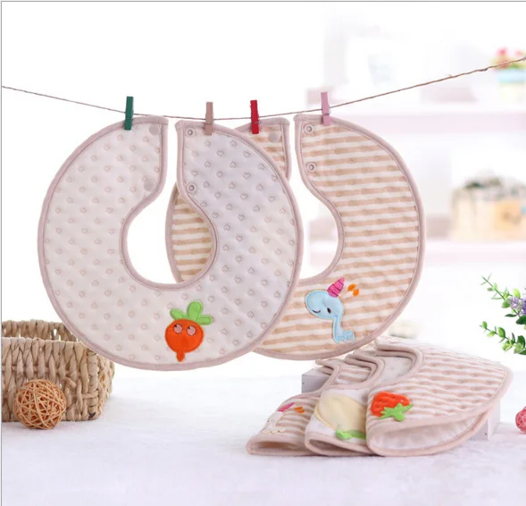 

Pure cotton baby color cotton warm embroidery bibs baby donuts 360 degree rounds around the mouth of the towel 27x27cm