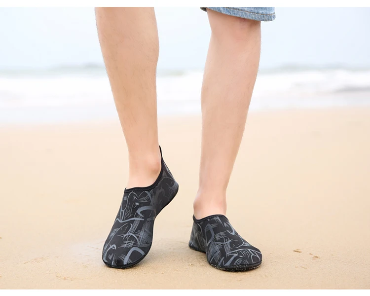 beach shoes men (26)