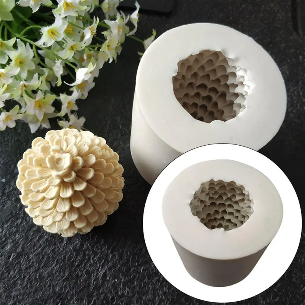 HOT 3D pine cones Christmas Tree Silicone Candle Soap Mould Mold Silicone Molds for Candle Making Chocolate cake decoration tool - Цвет: 1