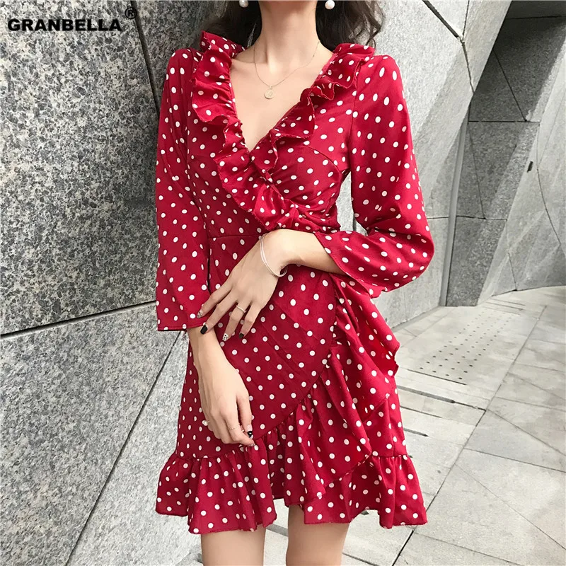 

2019 Summer Polka Dot Wrapped Dress V Neck Ruffles Sexy Mini Dress Slim Bodycon Vacation Beach Smocks Korean Fashion