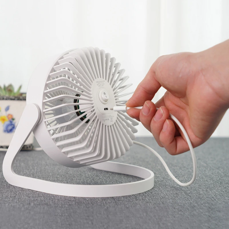Mini Ventilador USB Ventilador de mesa redonda fanSilent casa creativa Oficina Ventilador de escritorio con cuchillas de los ventiladores de refrigeración