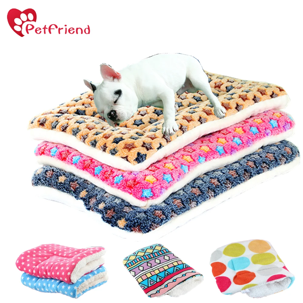 Pet Blanket Warm Dog Cat Flannel Blankets Mat Bed Cover with Star Print Soft for Small Median