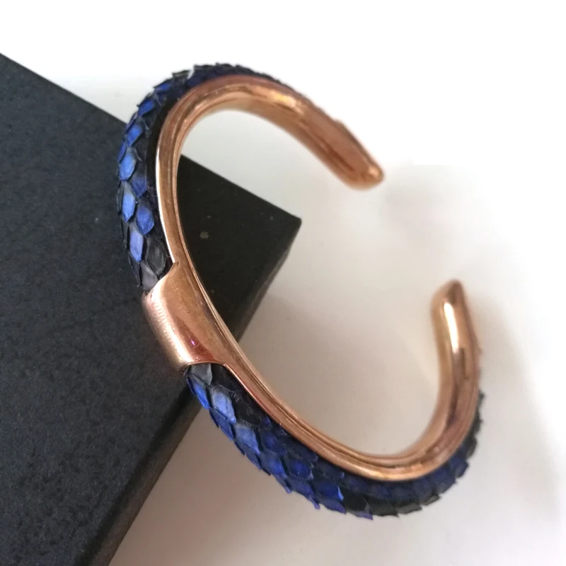 

(10pcs) Classic Gold color Hardware & Men Blue Python Bangle Genuine 5mm Python Bracelet For Men Custom Color Leather Bangles