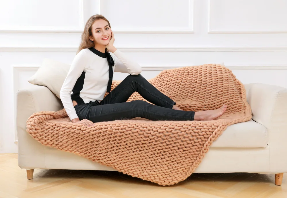 thick yarn blanket