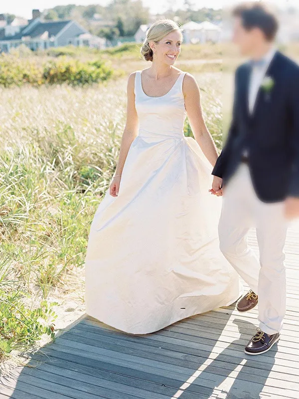 romantic-country-wedding-dresses-2017-scoop-pleats-backless-a-line-sweep-train-satin-boho-beach-bridal-gowns-cheap-custom-made_