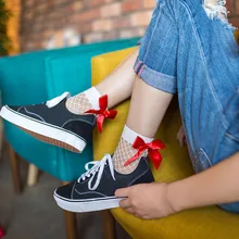 Симпатичные носки HARAJUKU женская летняя обувь Для женщин Удобные Хлопковые полосатые сексуальные рюшами ажурные ботильоны рыбы короткие носки Y515