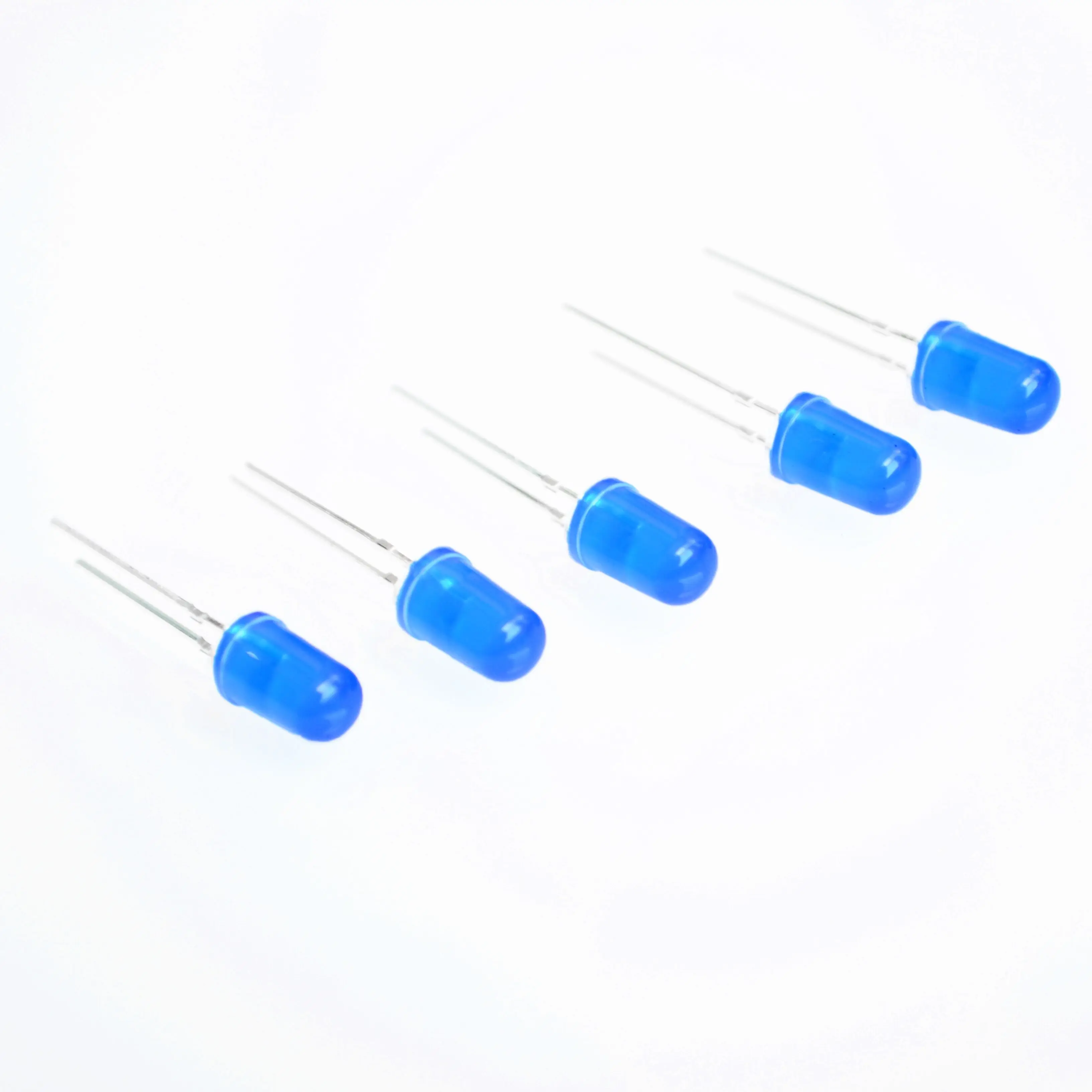 

100pcs/lot 5MM Bule Color LED Lamp Light Light-emitting Diodes Dropshipping
