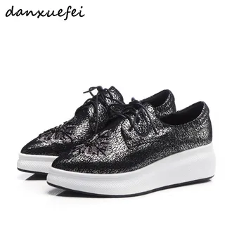 

Women's Sheepskin Embroidered Flowers Lace-up Platform Flats Espadrilles Brand Designer Pointed Toe Leisure Brogues Shoes Sale