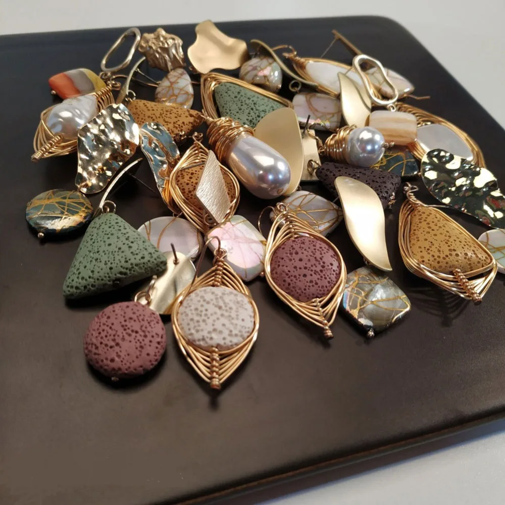 

Girlgo New Arrival Summer Vacation Multicolored Drop Earrings For Women Trendy Triangle Dangle Gold Color Earrings Wholesale
